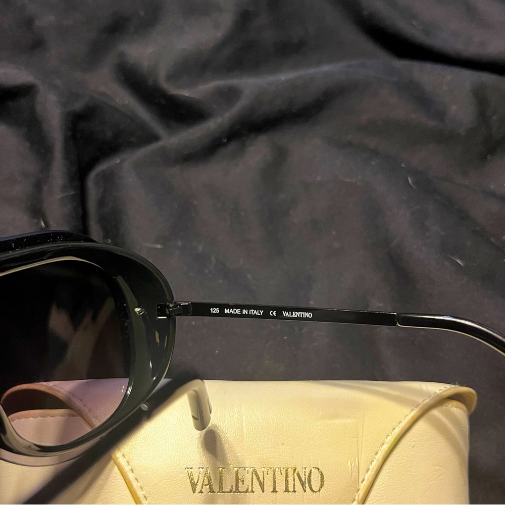 Valentino Aviator Frames - image 6